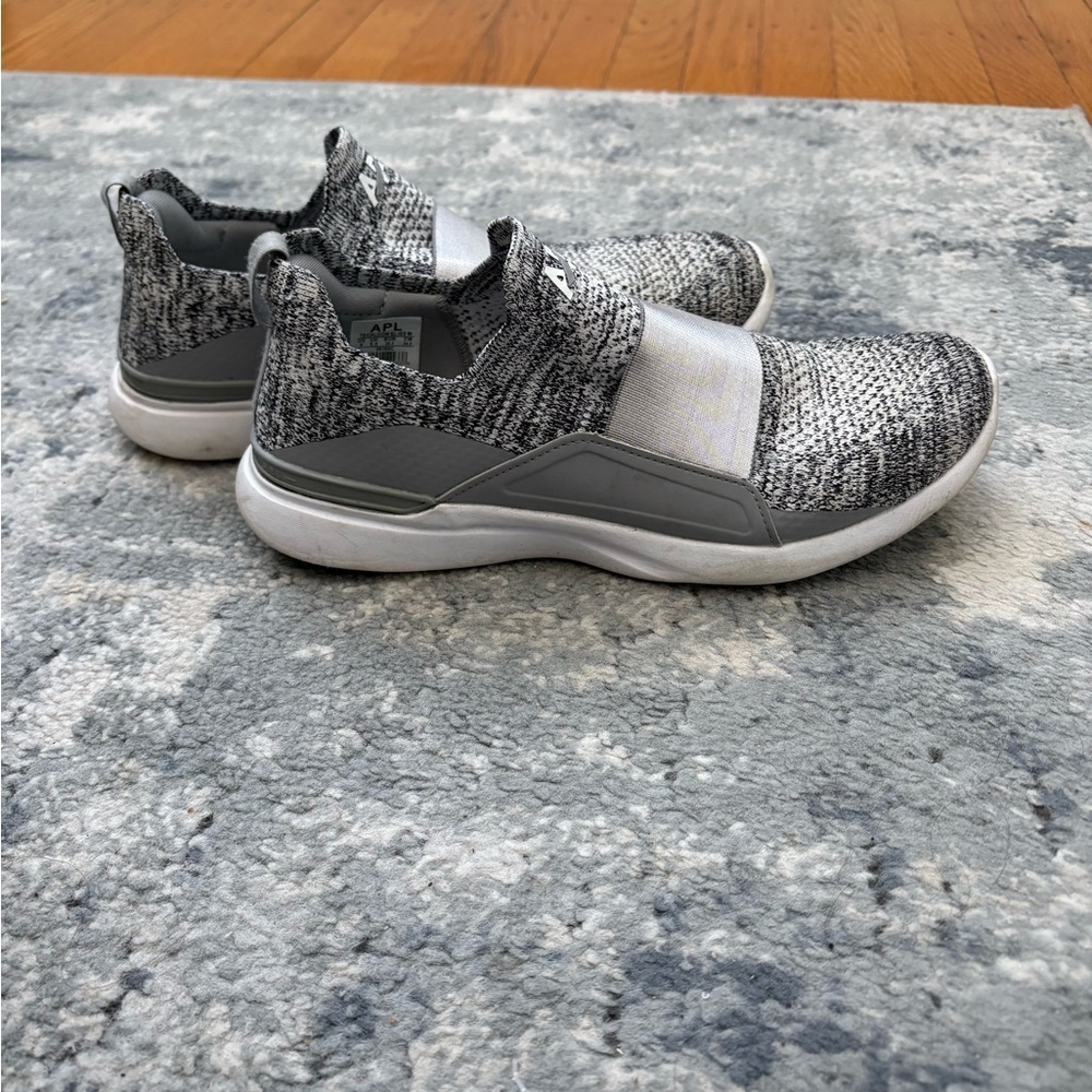 APL Athletic Propulsion Labs Techloom Bliss Sneakers, Women’s 8 - Picture 4 of 8